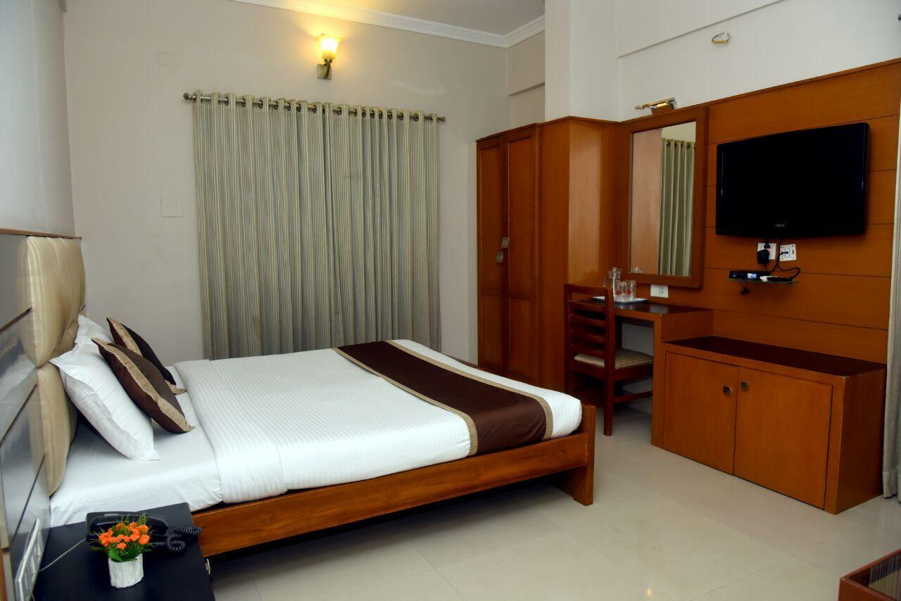 Hotel Pearl International Chennai Exterior foto